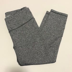 Great condition Victoria Secret Sport Capri Leggings